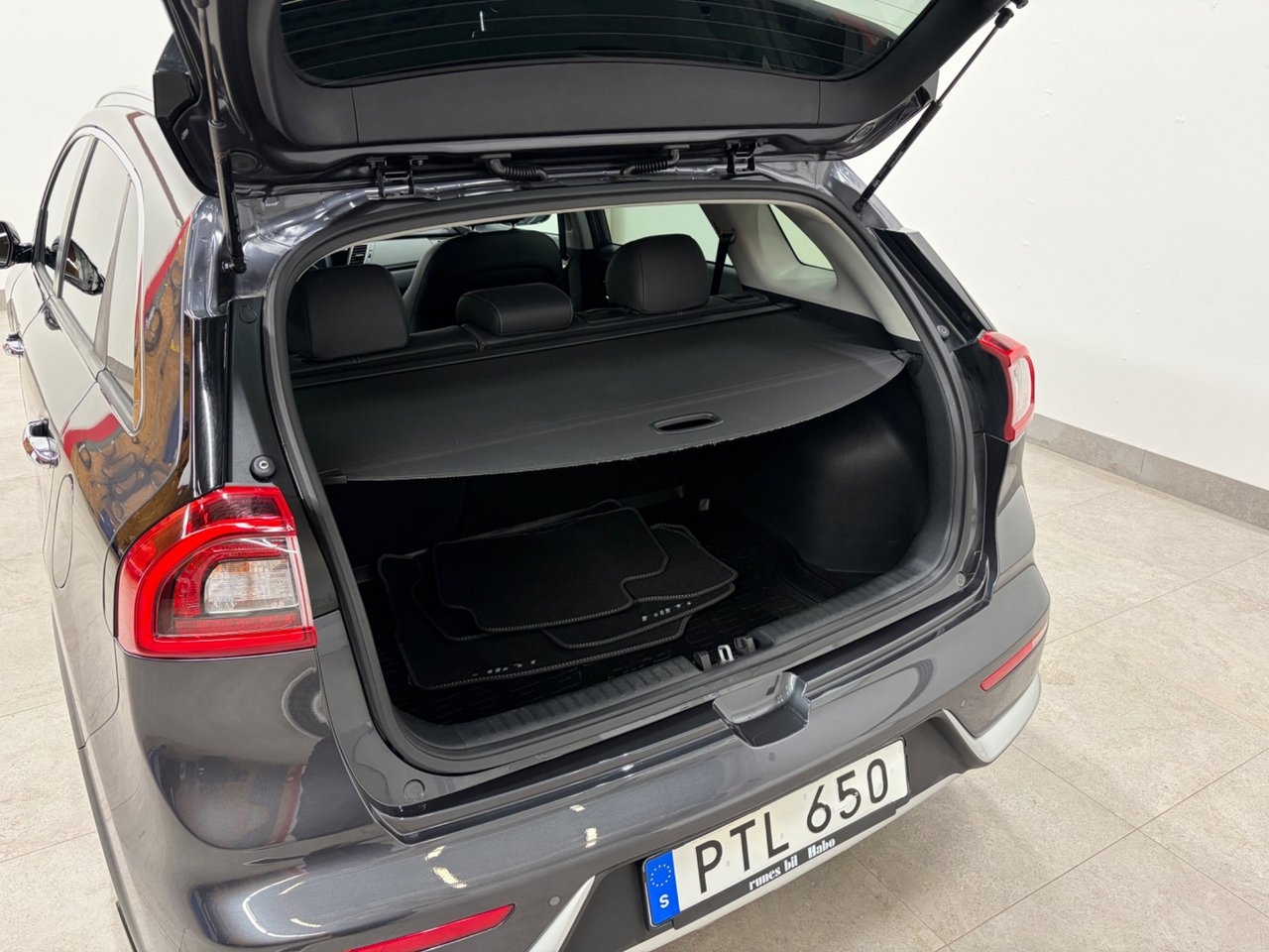 Kia Niro Hybrid DCT Advance Plus Euro 5 2018, kuva 4/10