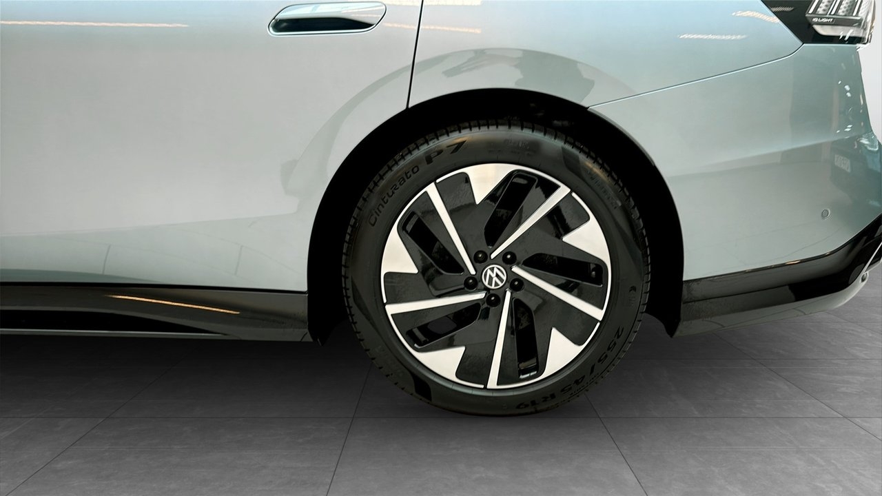 Volkswagen ID.7 2025, photo 6/10