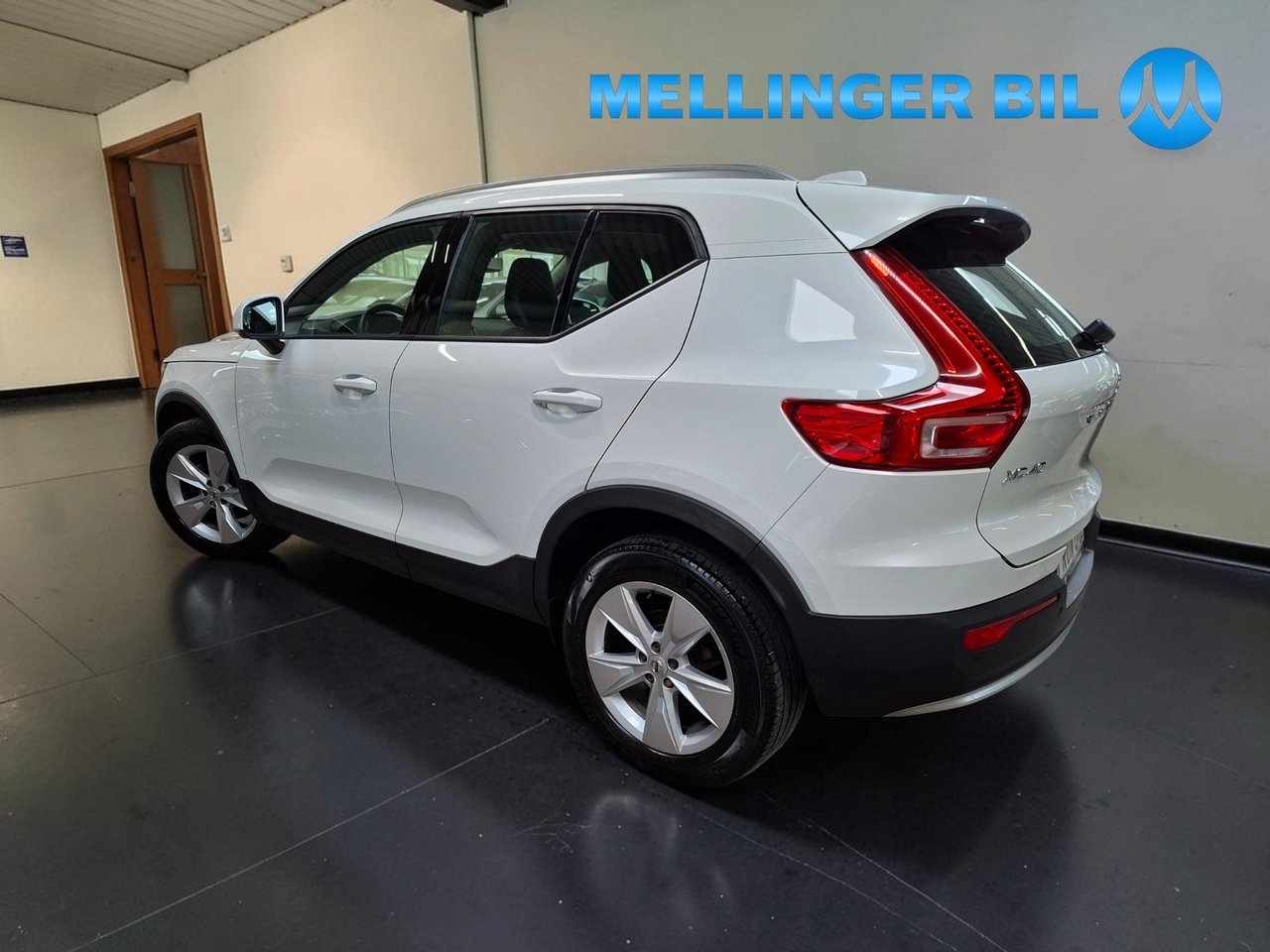 Volvo XC40 T2 Core Helläder 2023, kuva 4/10