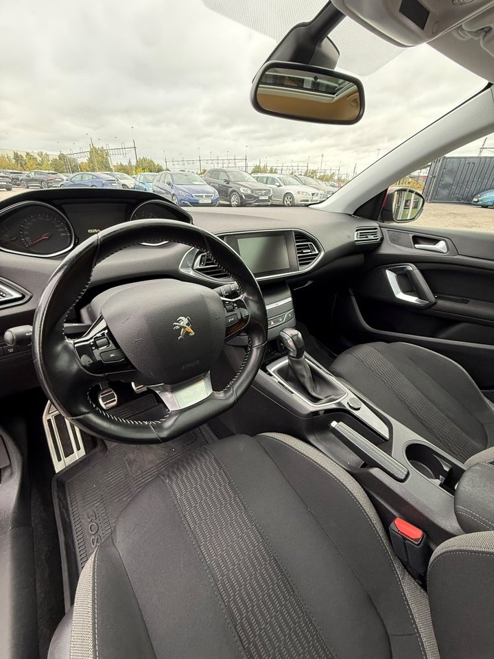 Peugeot 308 2016, kuva 7/10