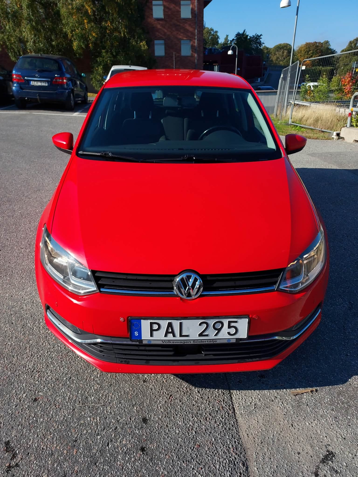 Volkswagen Polo 2016, photo 3/5