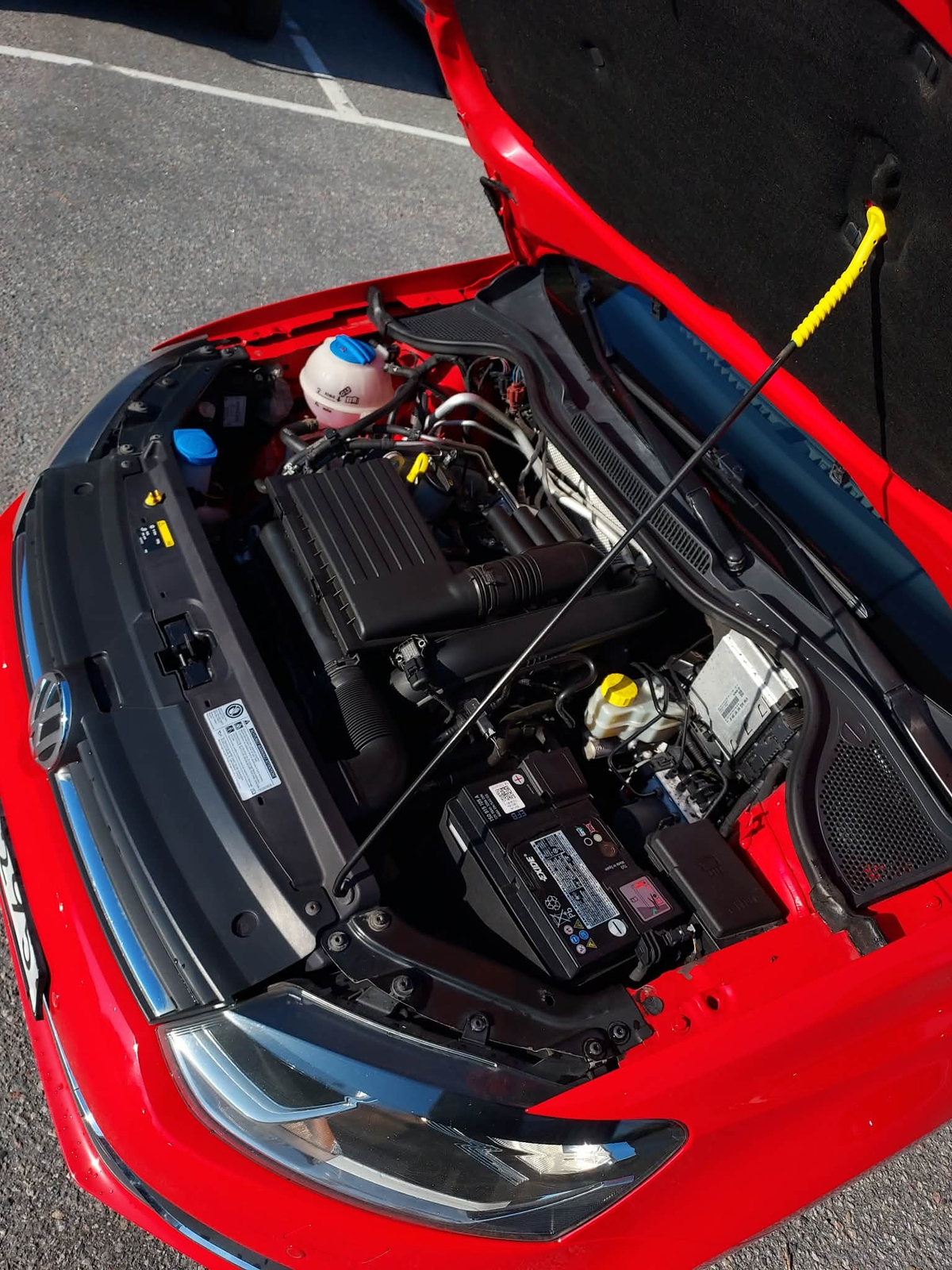Volkswagen Polo 2016, photo 4/5