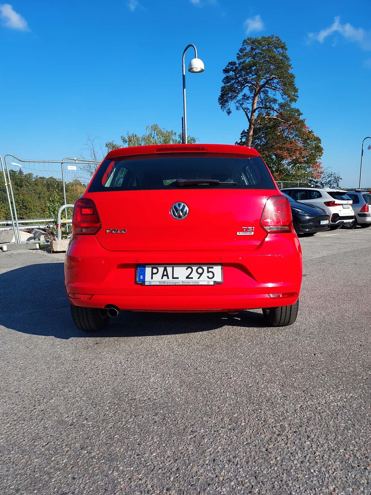 Volkswagen Polo 2016, photo 2/5