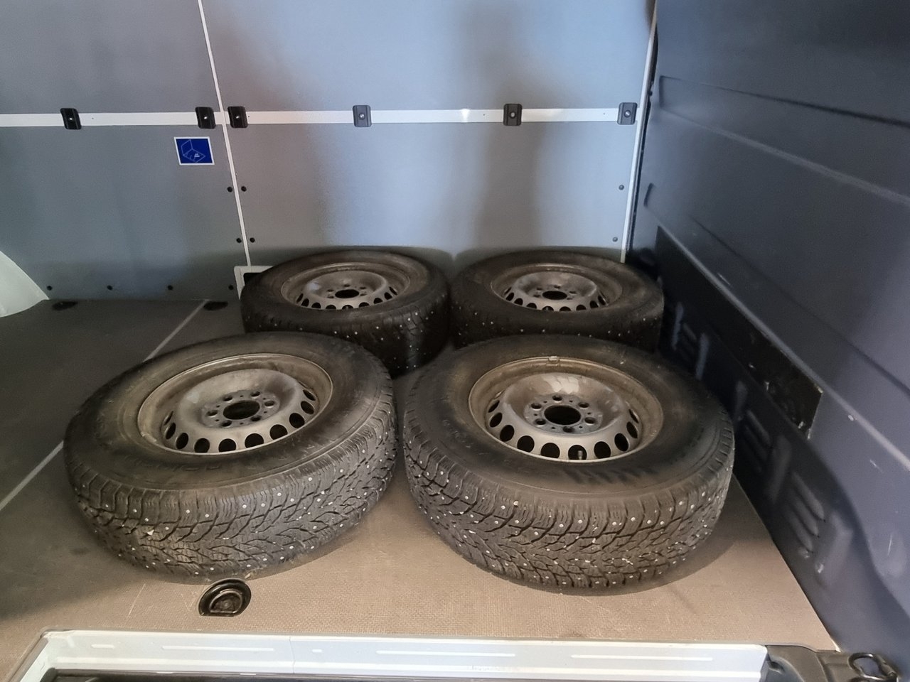 Mercedes-Benz Sprinter 2025, bild 4/10
