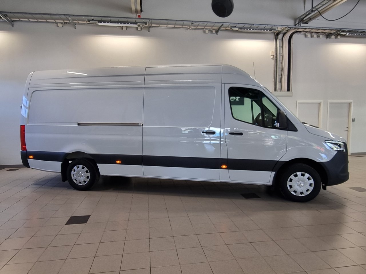 Mercedes-Benz Sprinter 2025, bild 2/10