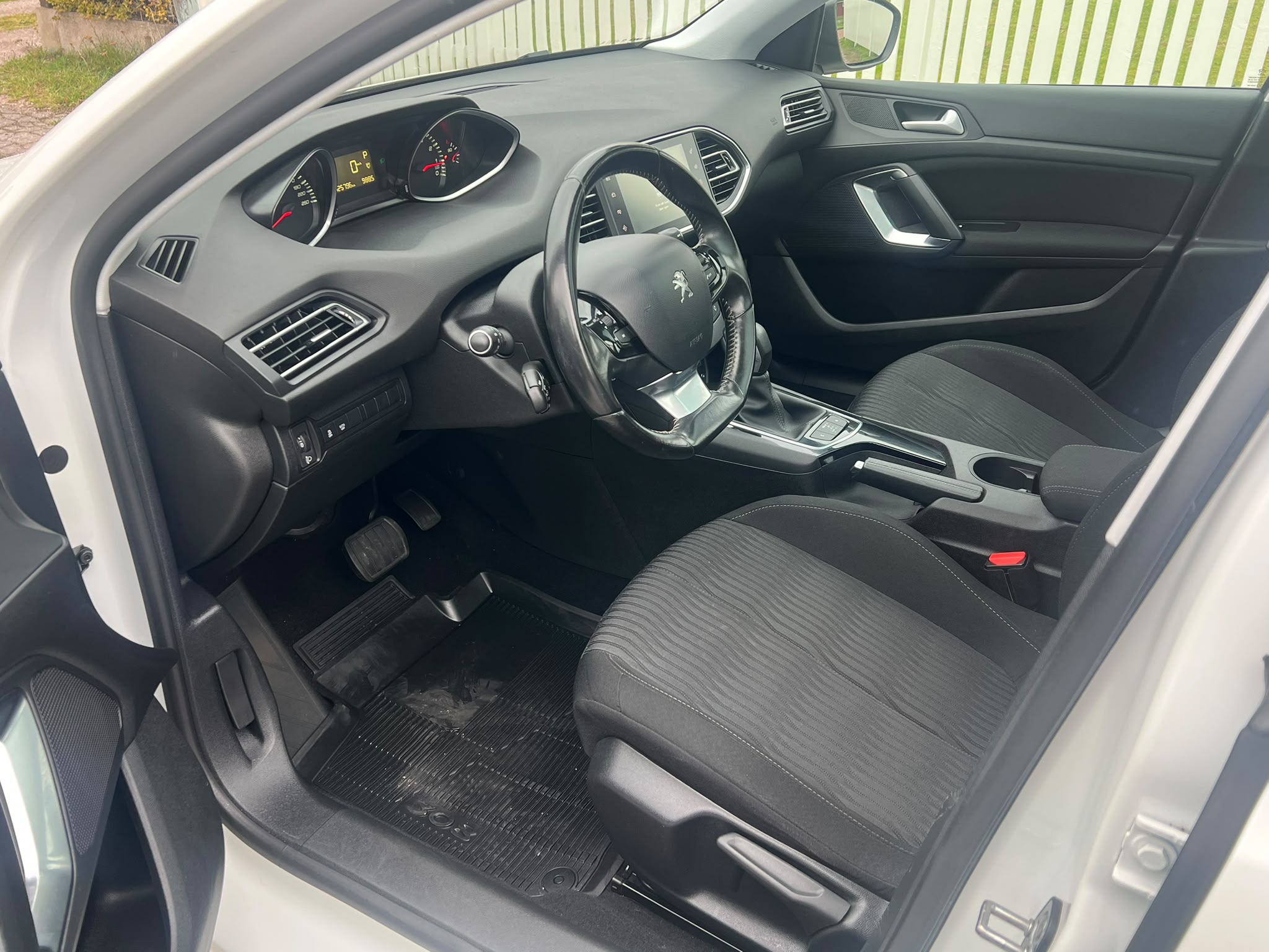 Peugeot 308 1.2 PureTech 130 Automatisk 2015, bild 7/10