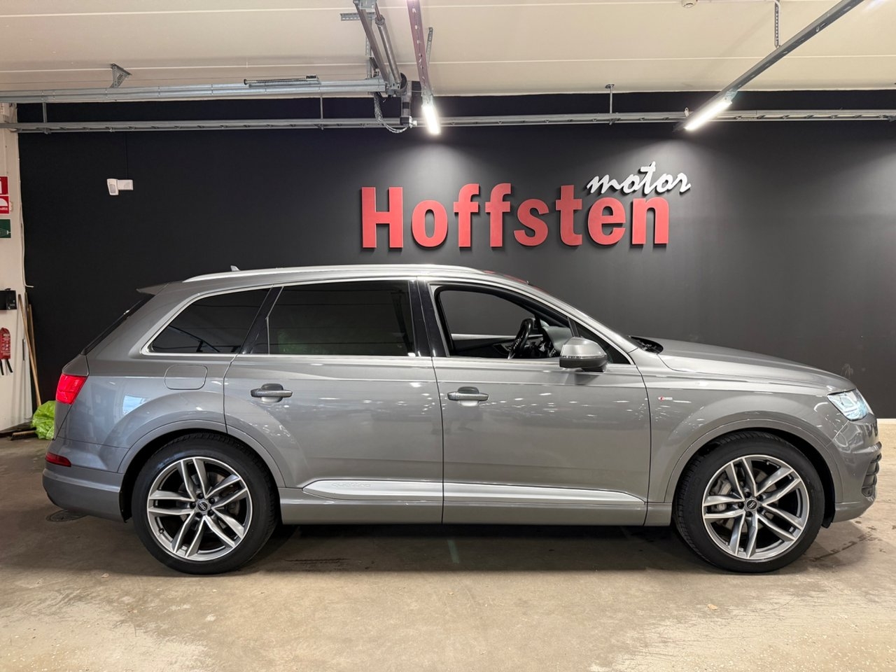 Audi Q7 2017, bild 2/10