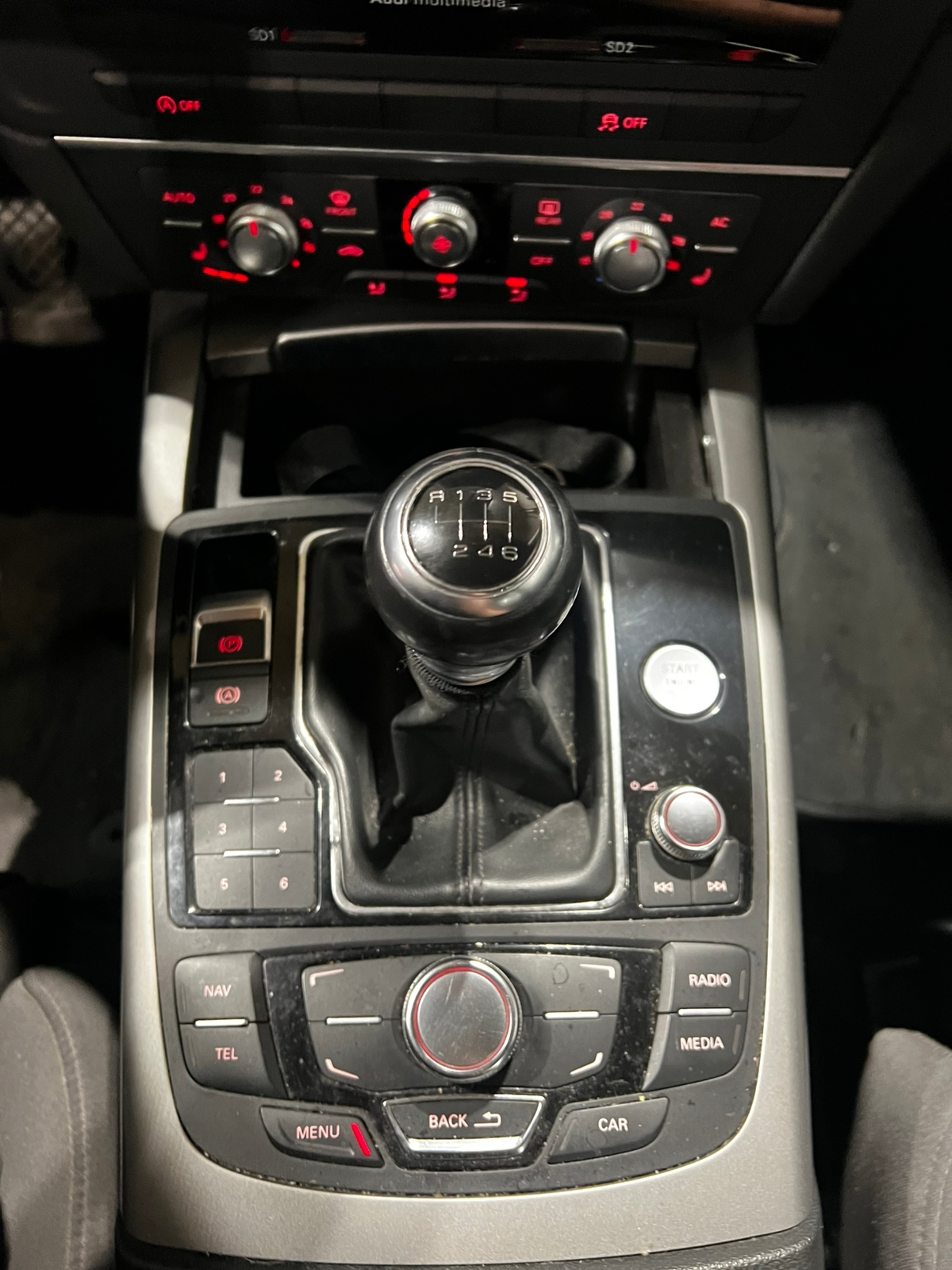 Audi A6 Avant 3.0 TDI V6 DPF Manuell 2012, bild 7/8