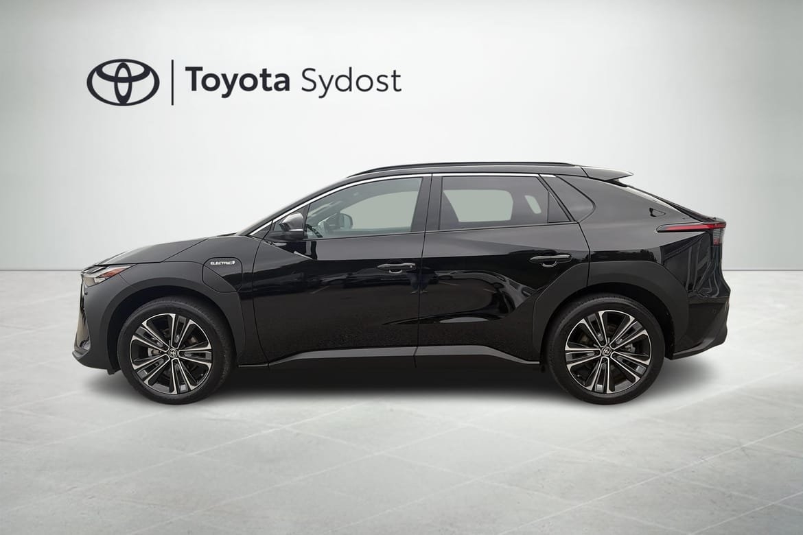 Toyota bZ4X 71.4 kWh AWD Executive Drag 2023, bild 4/10
