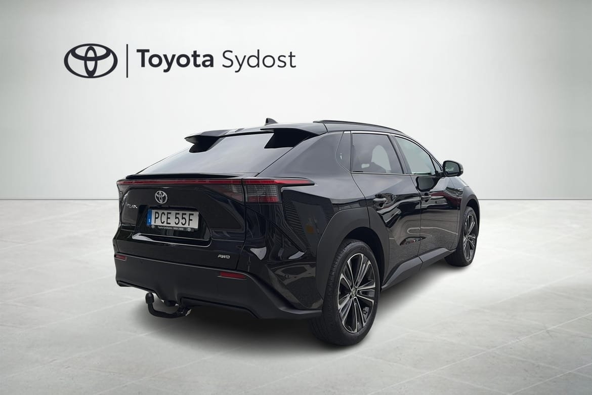 Toyota bZ4X 71.4 kWh AWD Executive Drag 2023, bild 3/10