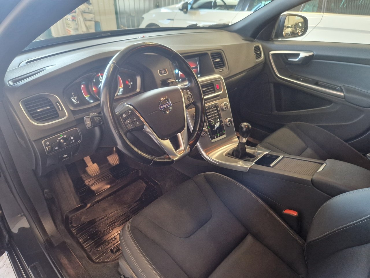Volvo V60 2015, bild 6/10