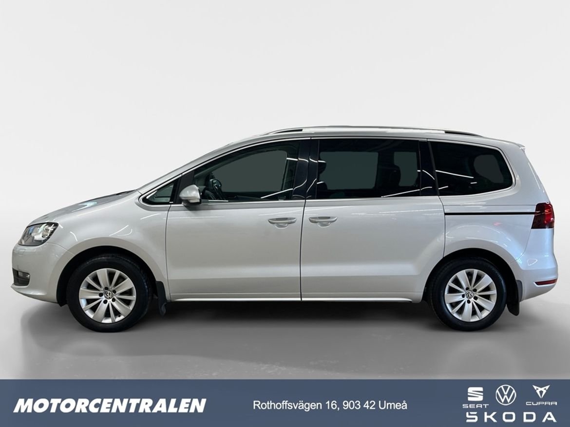 Volkswagen Sharan 2016, photo 2/10