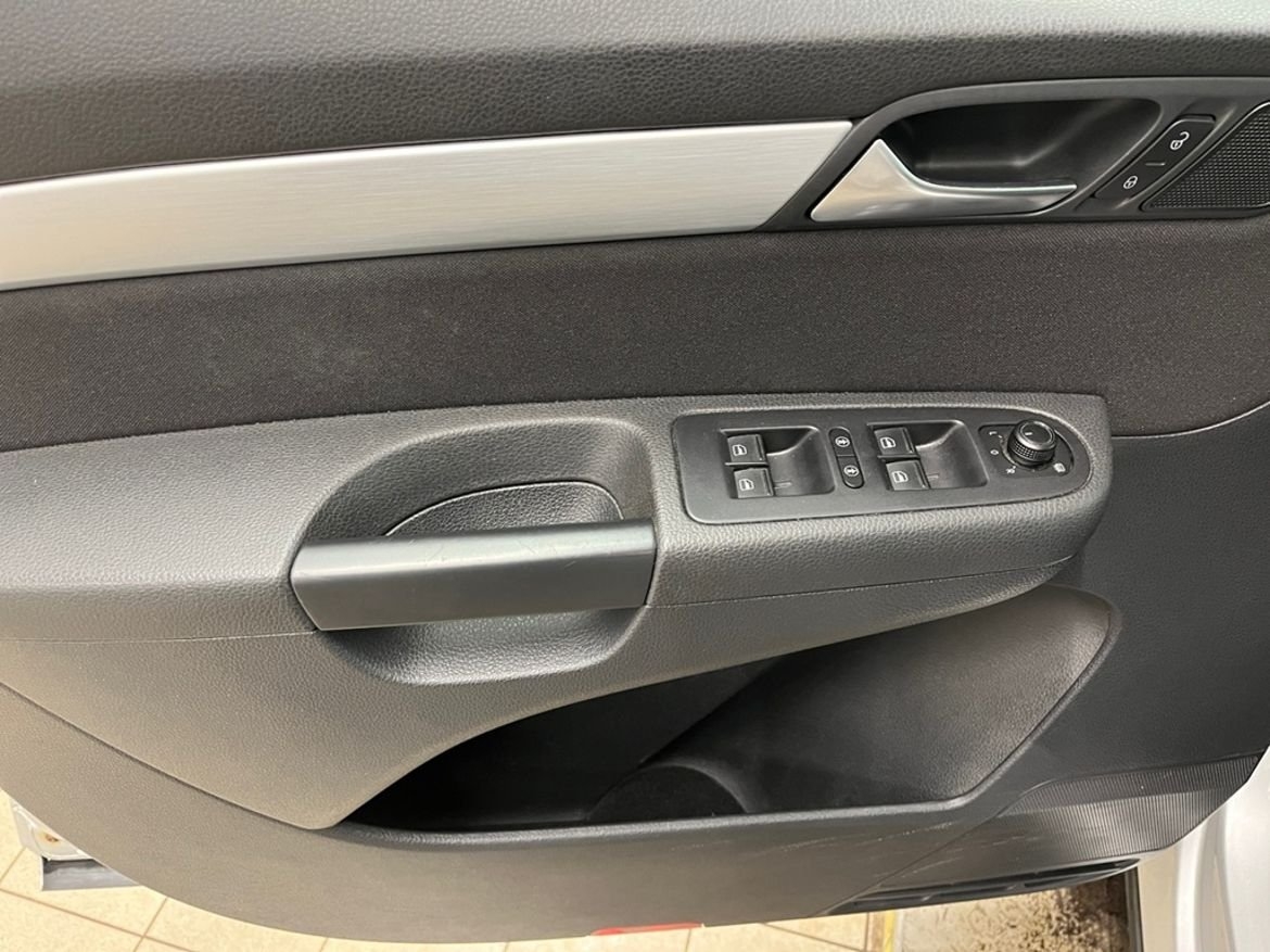 Volkswagen Sharan 2016, photo 7/10