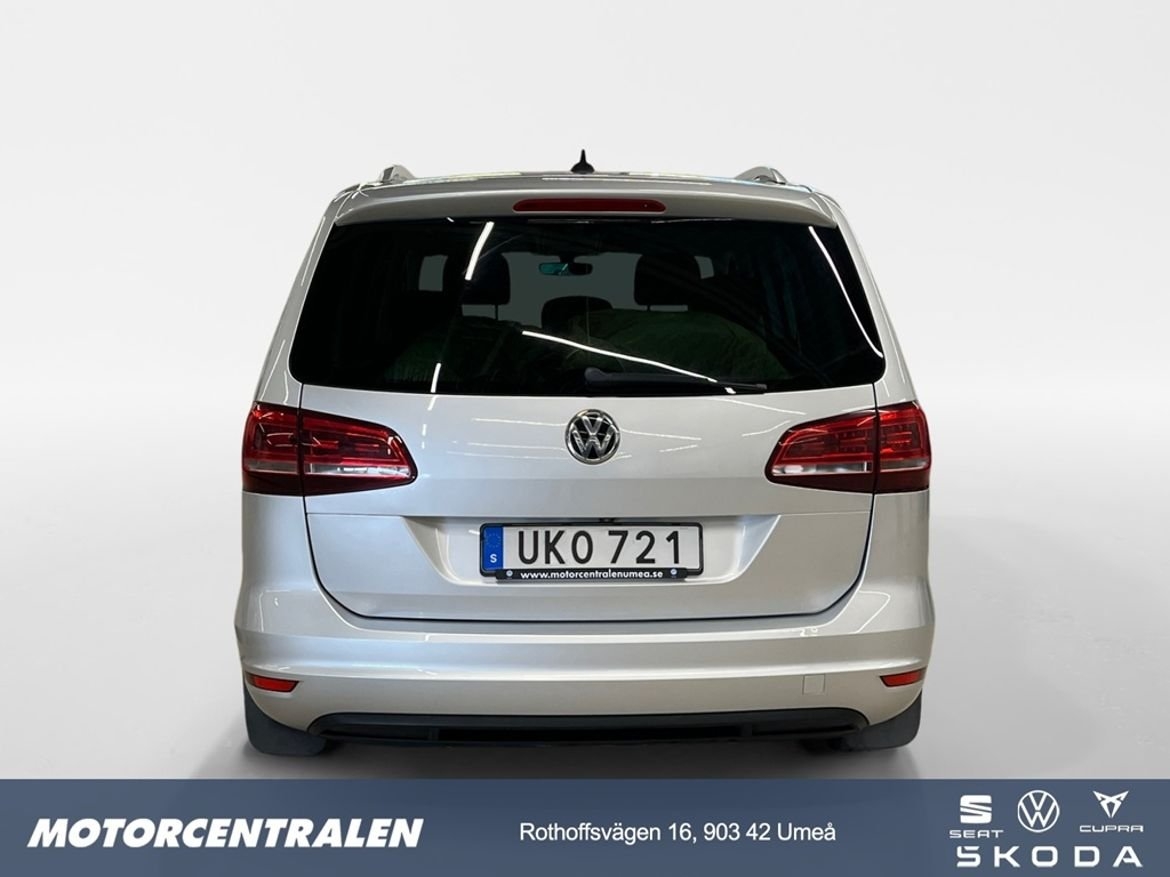 Volkswagen Sharan 2016, photo 4/10