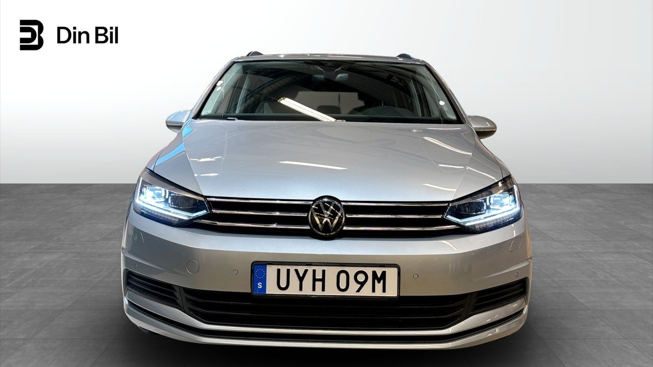 Volkswagen Touran 2026, photo 4/10