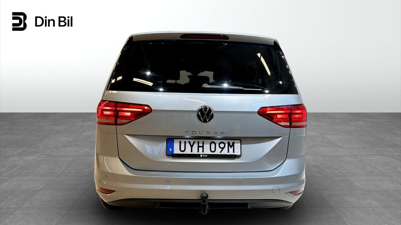 Volkswagen Touran 2026, photo 5/10