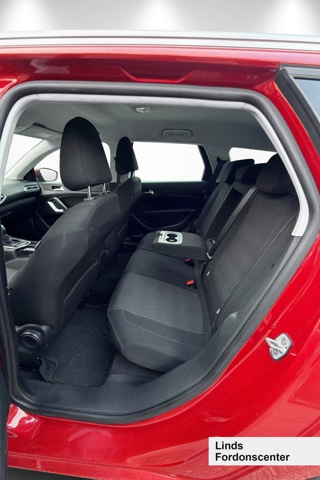 Peugeot 308 2014, photo 7/7