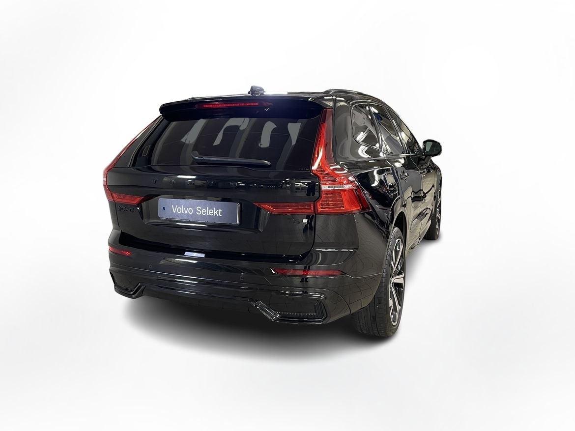 Volvo XC60 T6 Plus Dark Edition 2025, photo 7/10