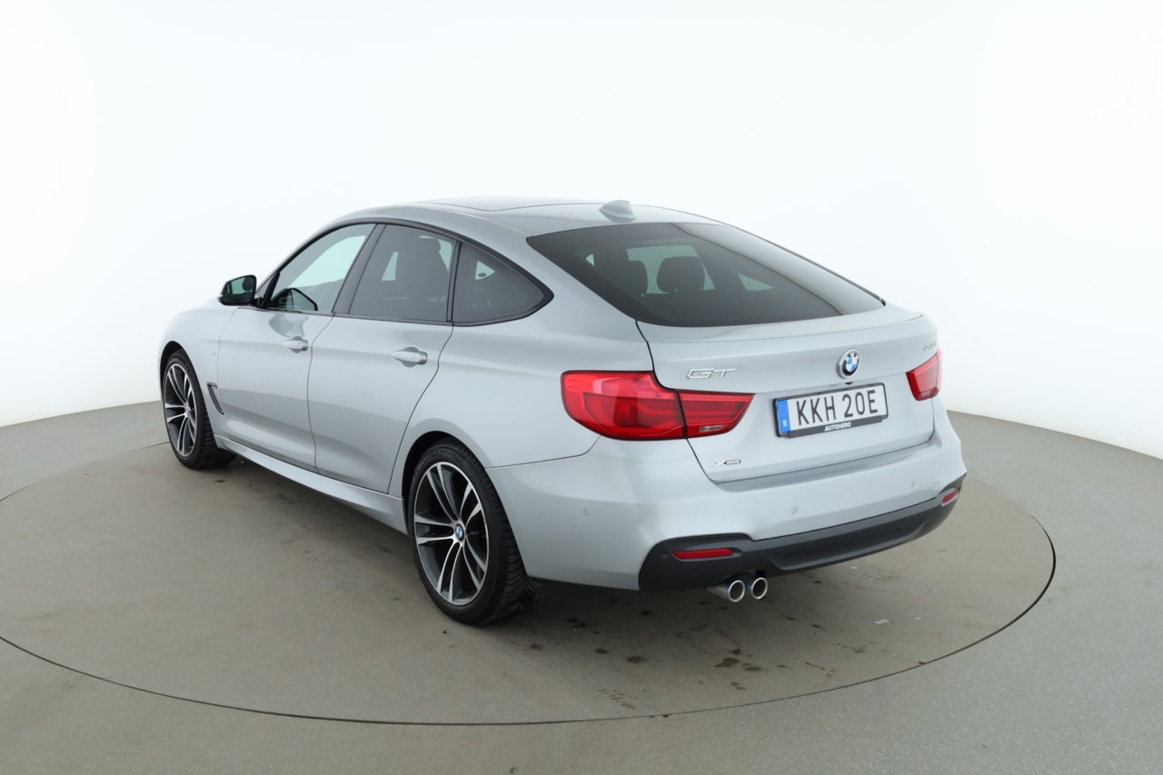 BMW 330 i xDrive GT M Sport Innovation 2019, photo 3/10
