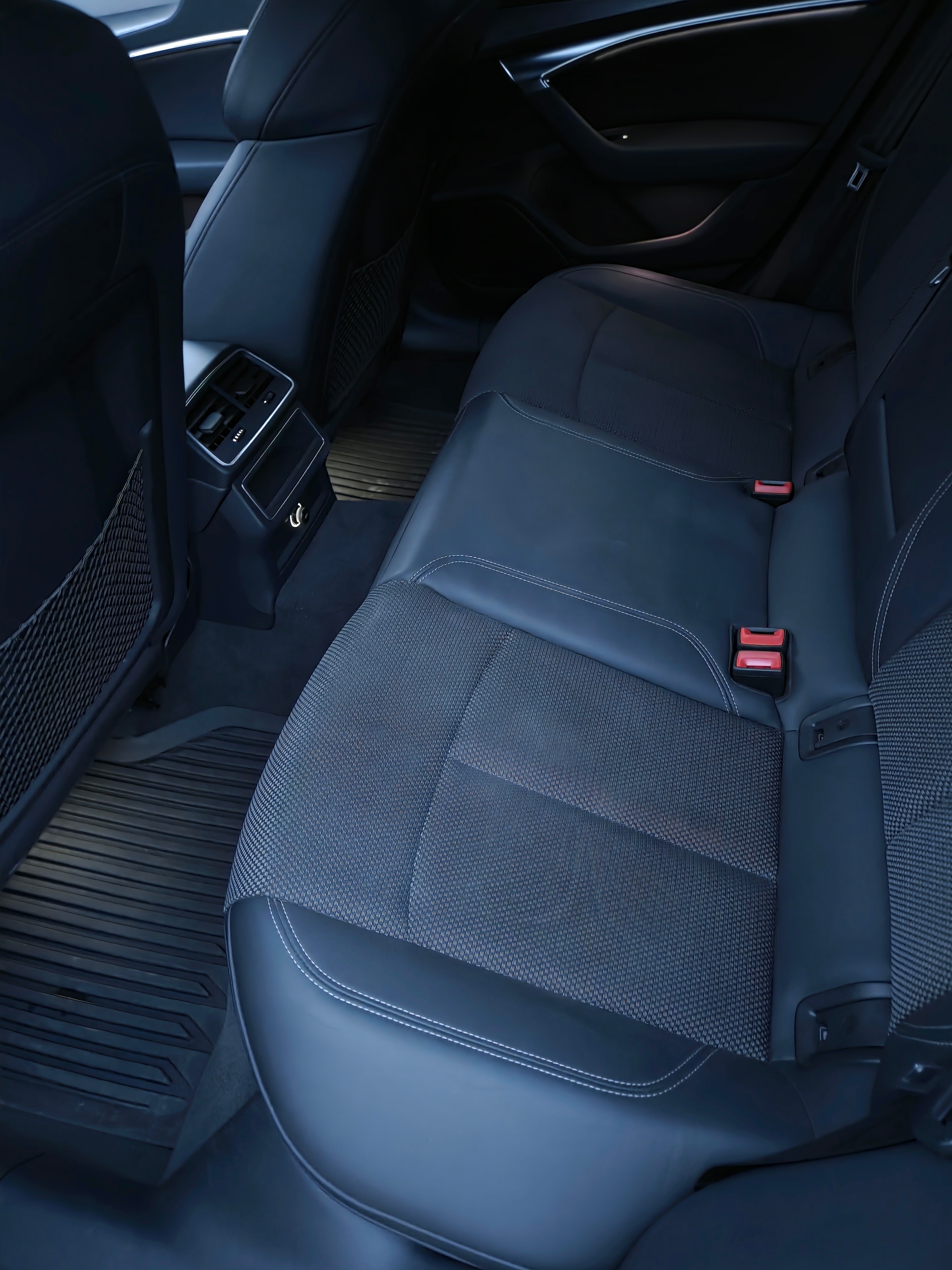 Audi A6 Avant 40 TDI 2.0 TDI S Tronic 2020, kuva 7/10