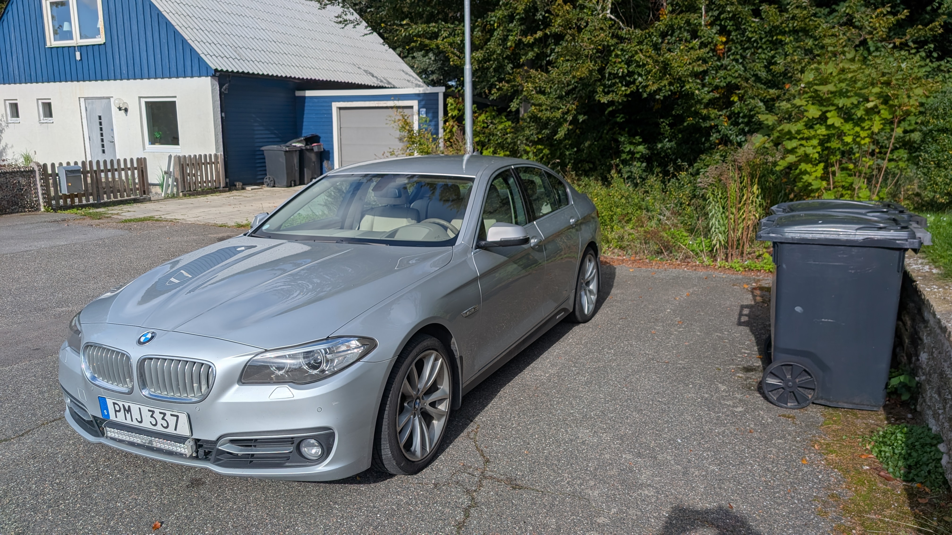 BMW 520 d Sedan Manuell 2014, bild 2/10