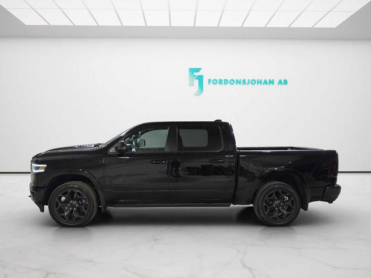 RAM 1500 2021, photo 2/10