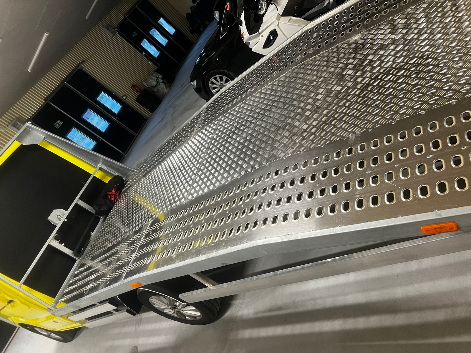 Volkswagen Crafter Biltransport 2020, bild 2/6