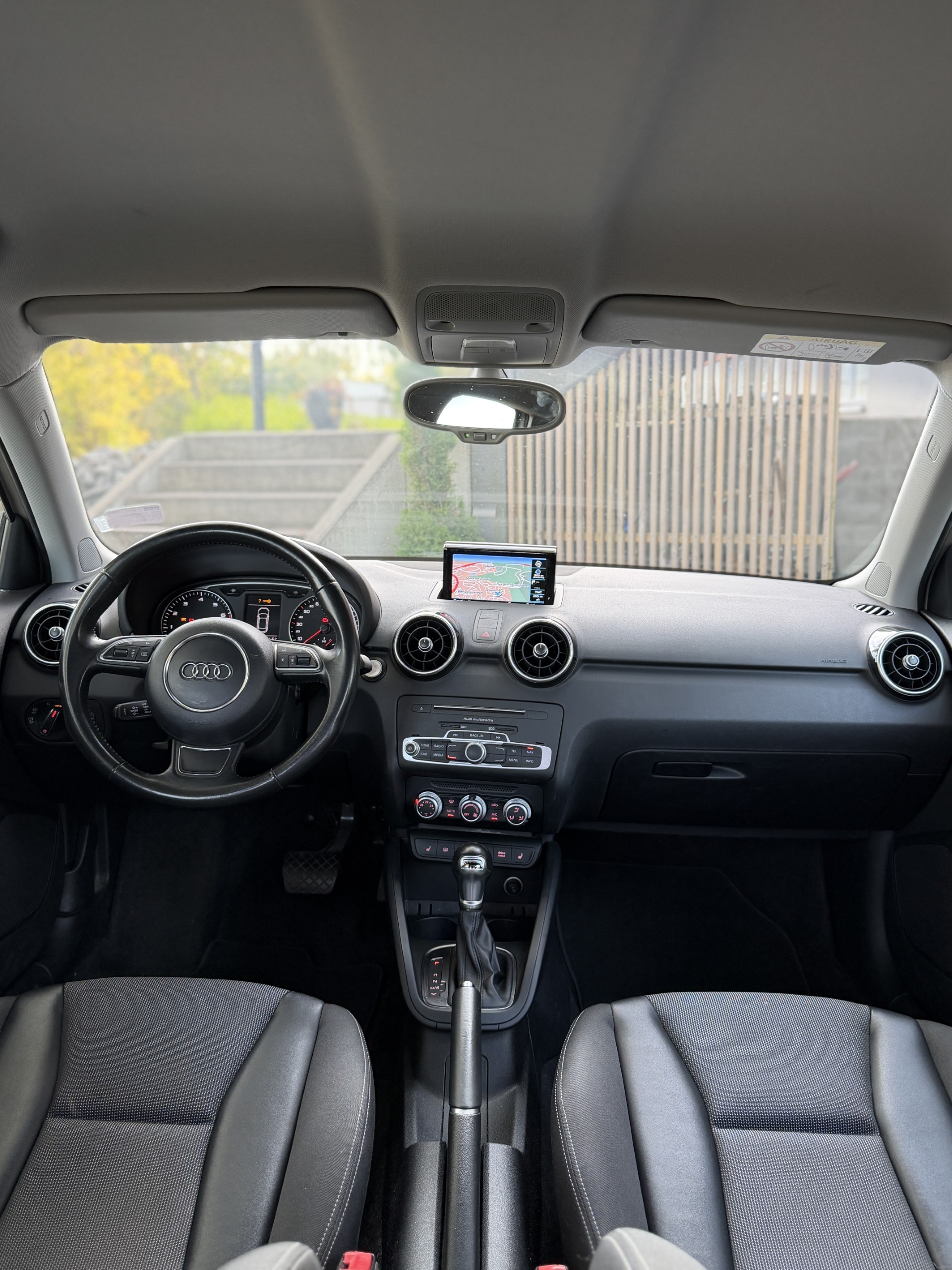 Audi A1 Sportback 1.4 TFSI S Tronic 2017, photo 6/9