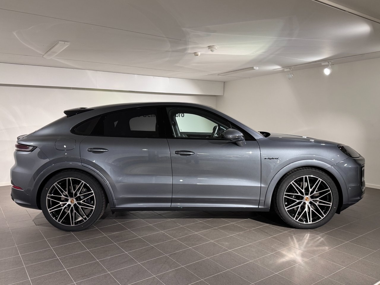 Porsche Cayenne 2026, photo 3/10