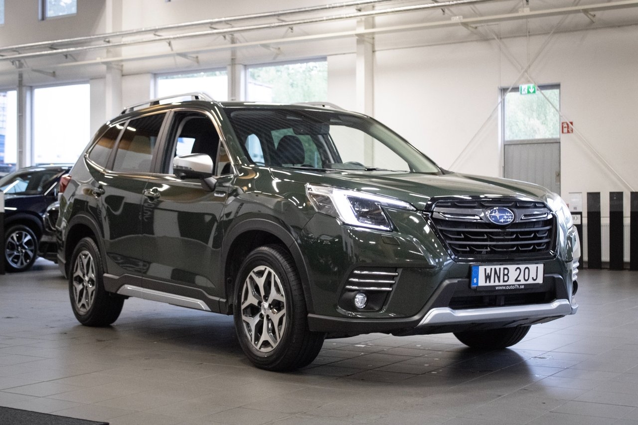 Subaru Forester 2023, photo 2/10