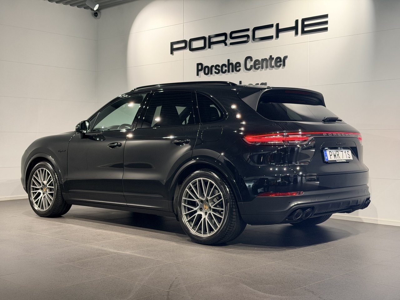 Porsche Cayenne E-Hybrid 2023, kuva 5/10