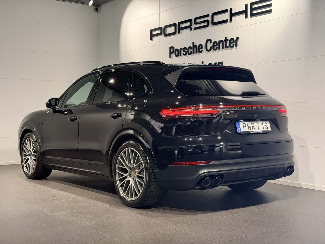 Porsche Cayenne E-Hybrid 2023, kuva 6/10