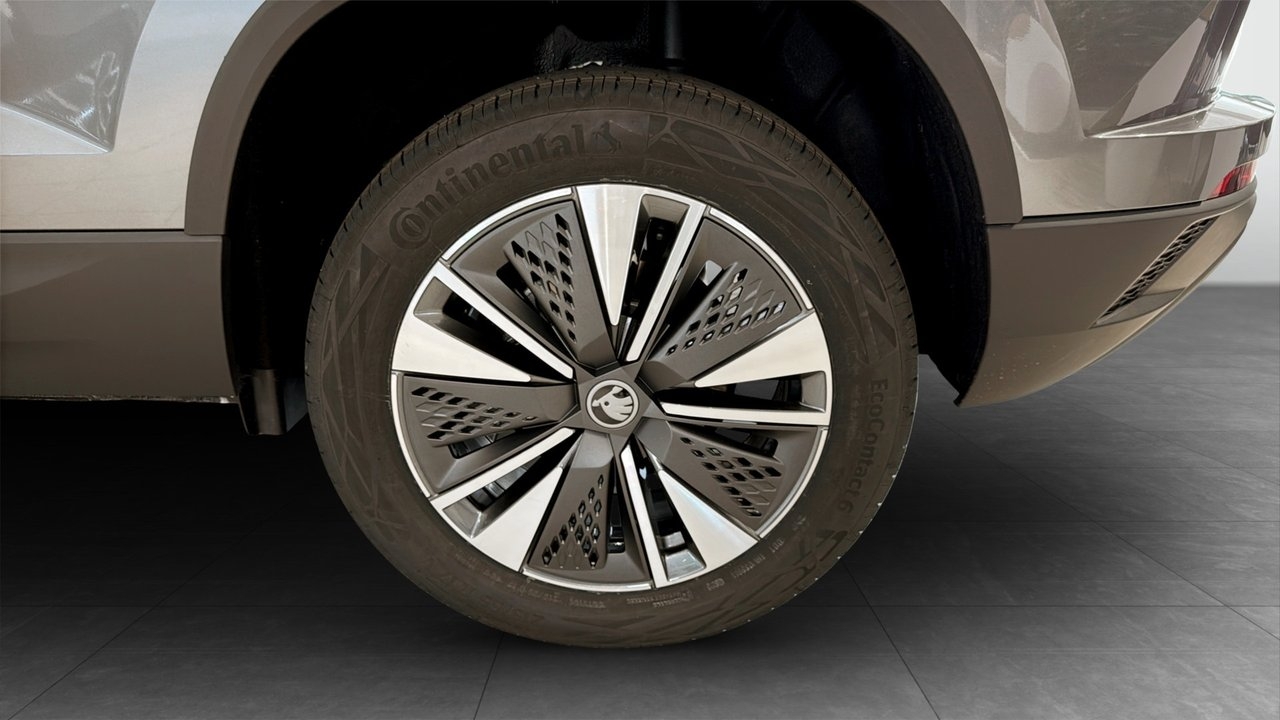 Skoda Karoq SELECTION TSI 150 DSG 2027, photo 6/10