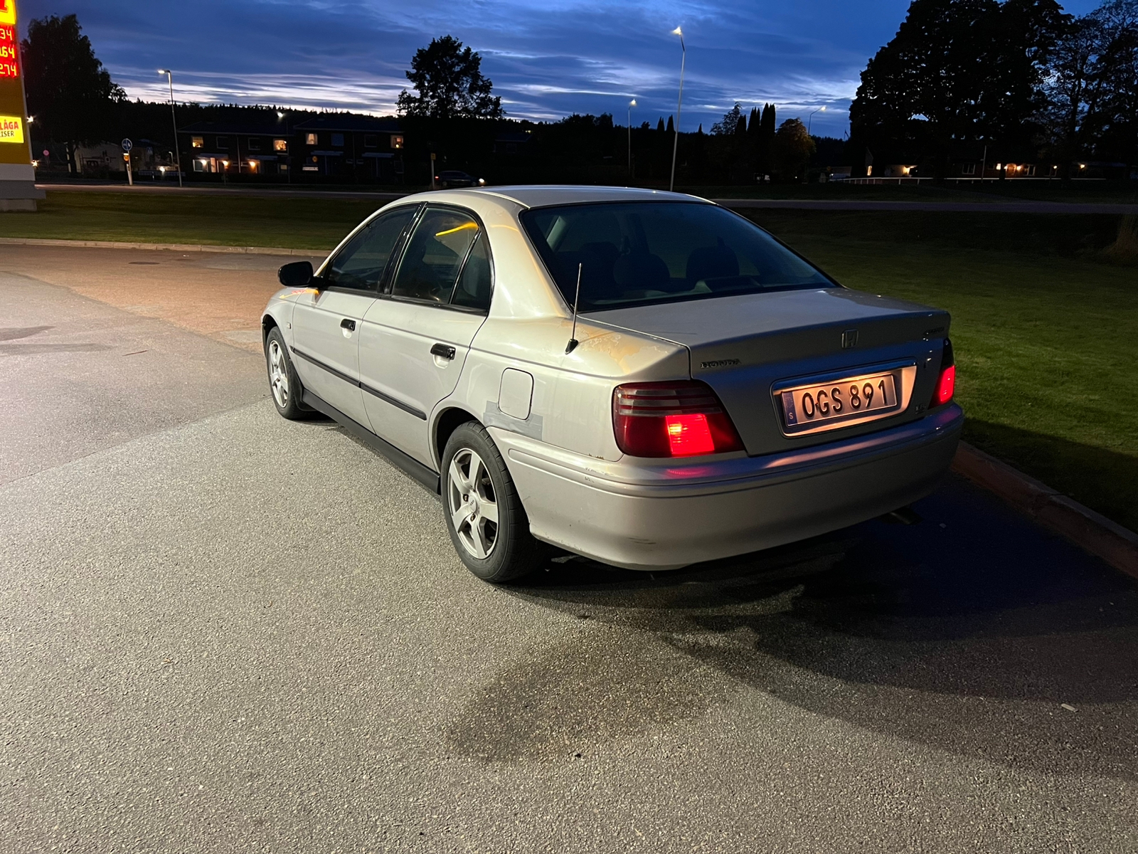 Honda Accord 1.8 Manuell 1999, bild 4/10