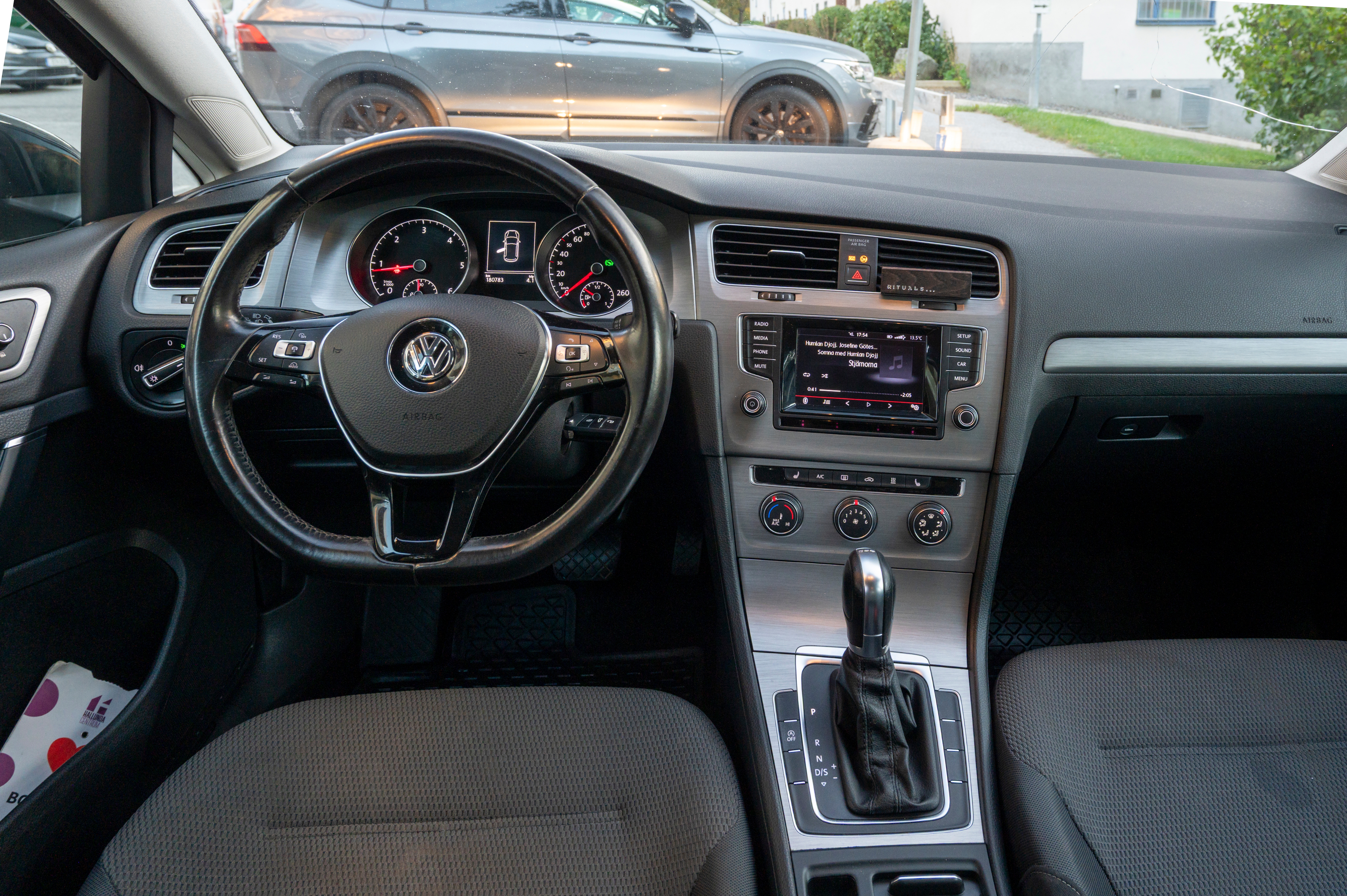 Volkswagen Golf 1.6 TDI 2014, bild 7/8