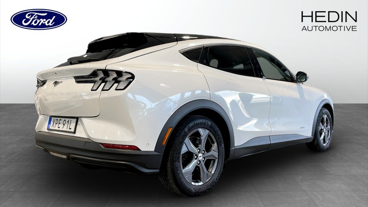 Ford Mustang Mach-E SR RWD Teknikpaket 2021, kuva 2/10