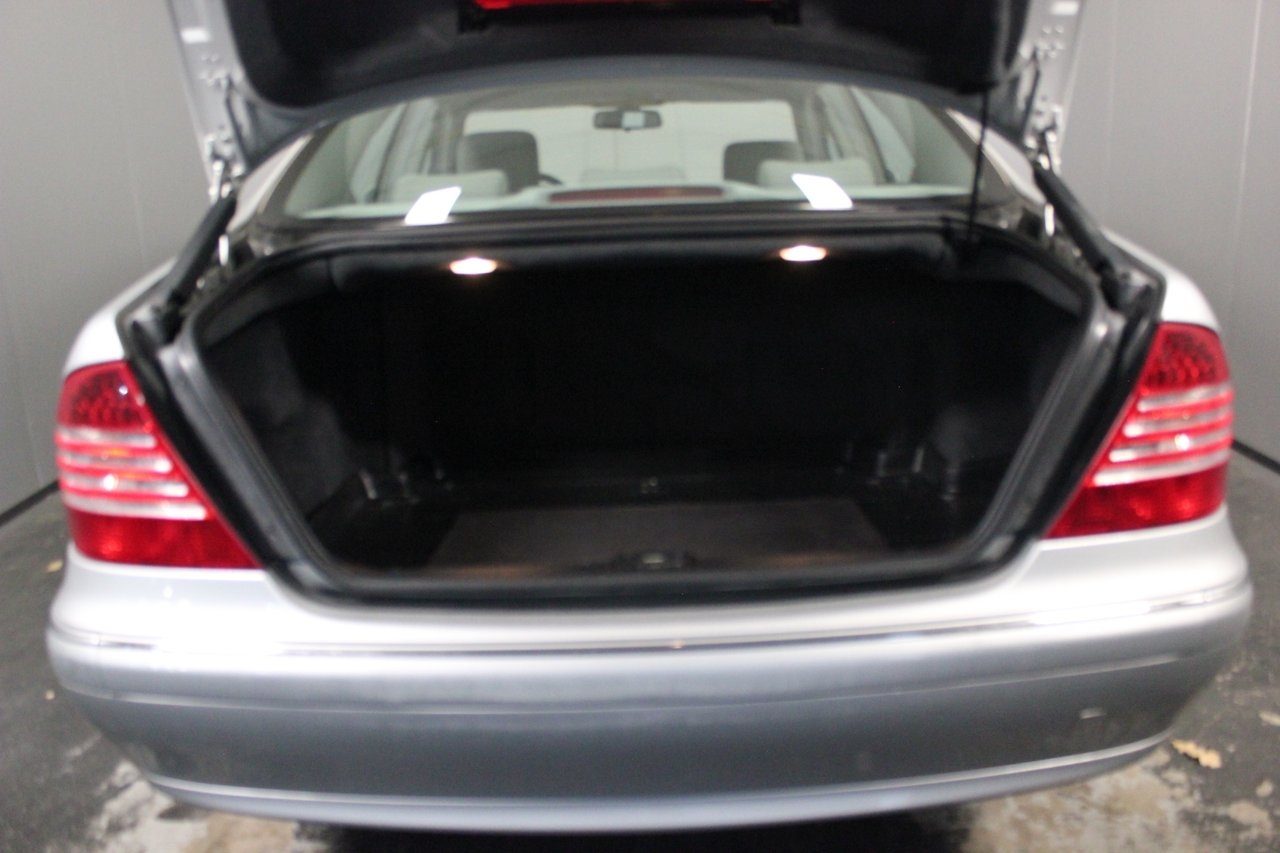 Mercedes-Benz S 2003, kuva 7/10