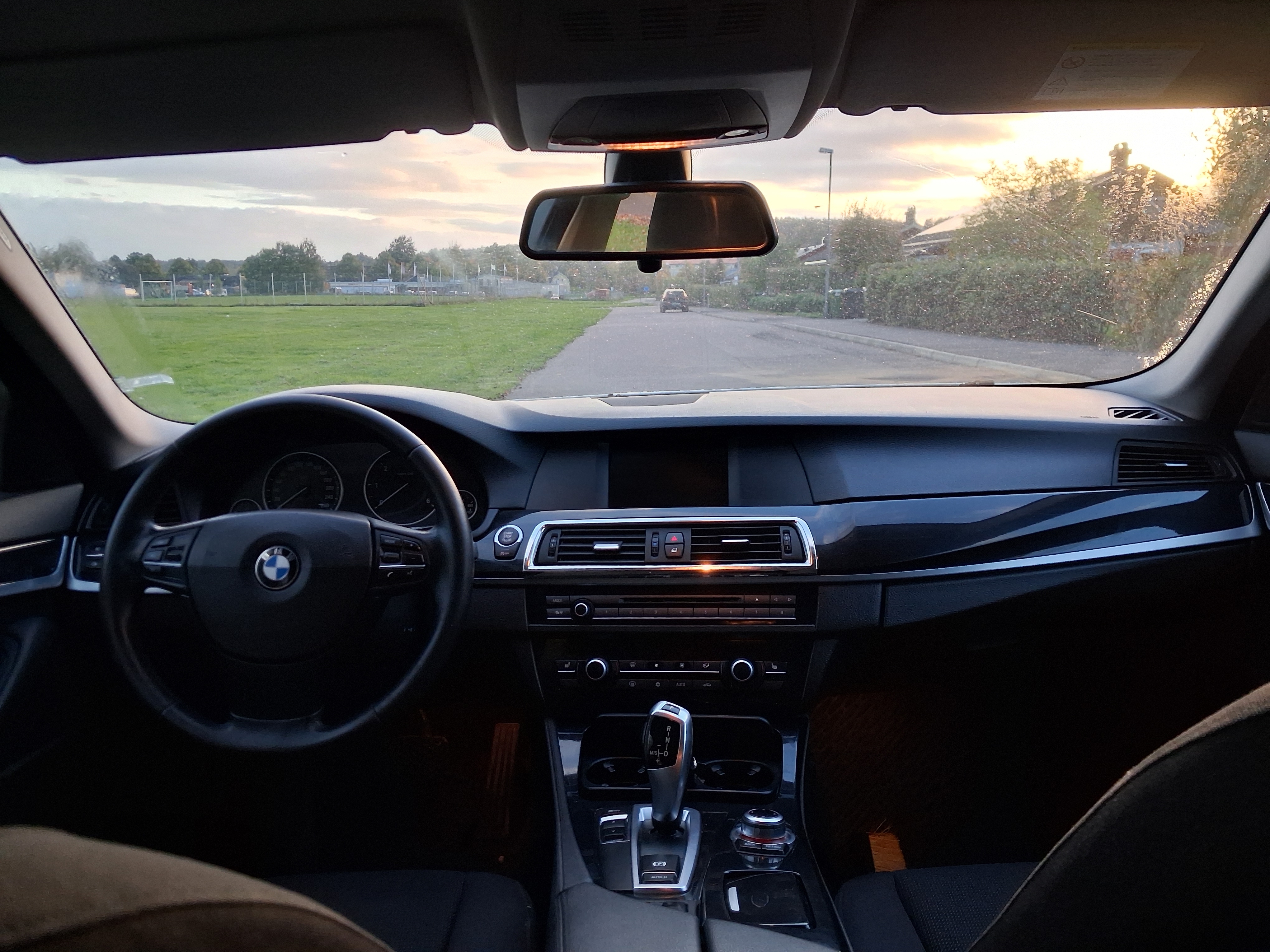 BMW 520 d Touring Steptronic 2012, kuva 7/7