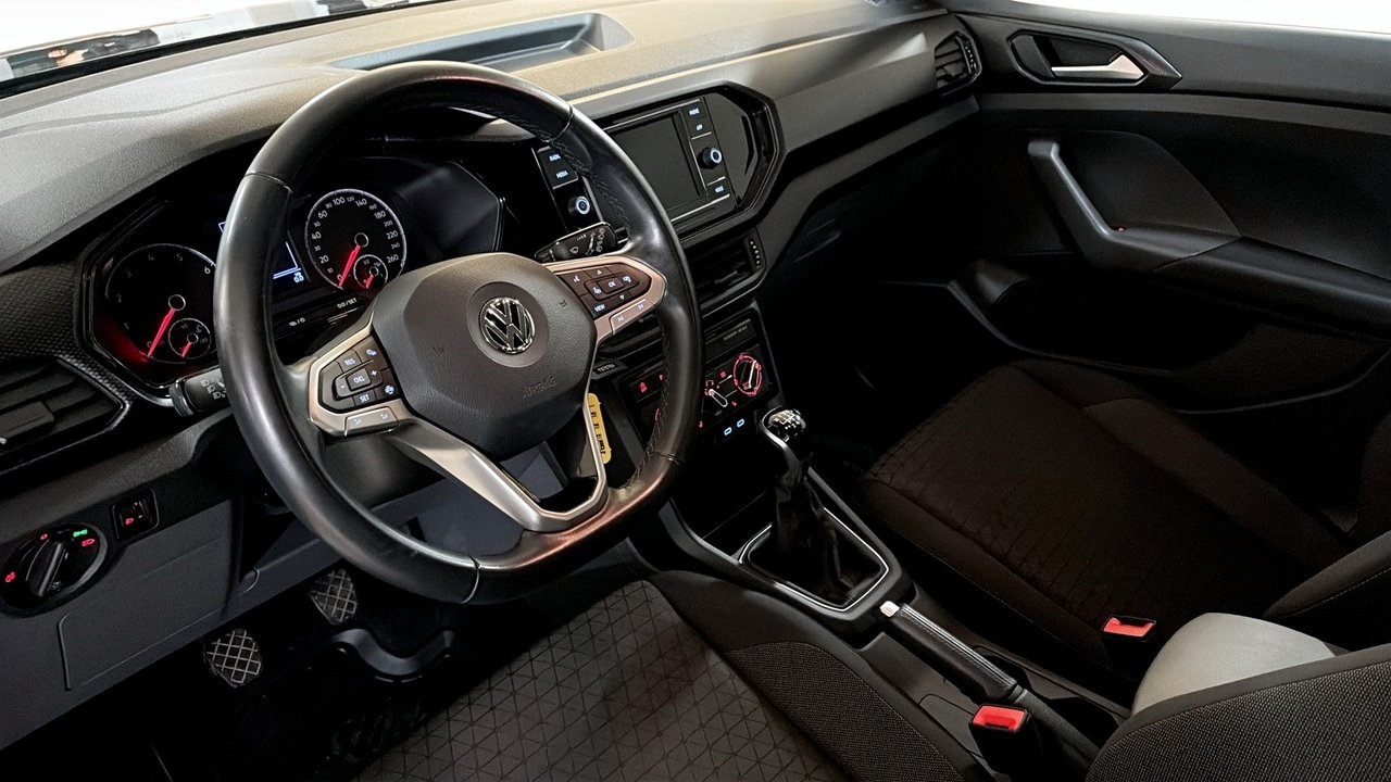 Volkswagen T-Cross 1.0 TSI 95 P-sensorer 2020, photo 7/10