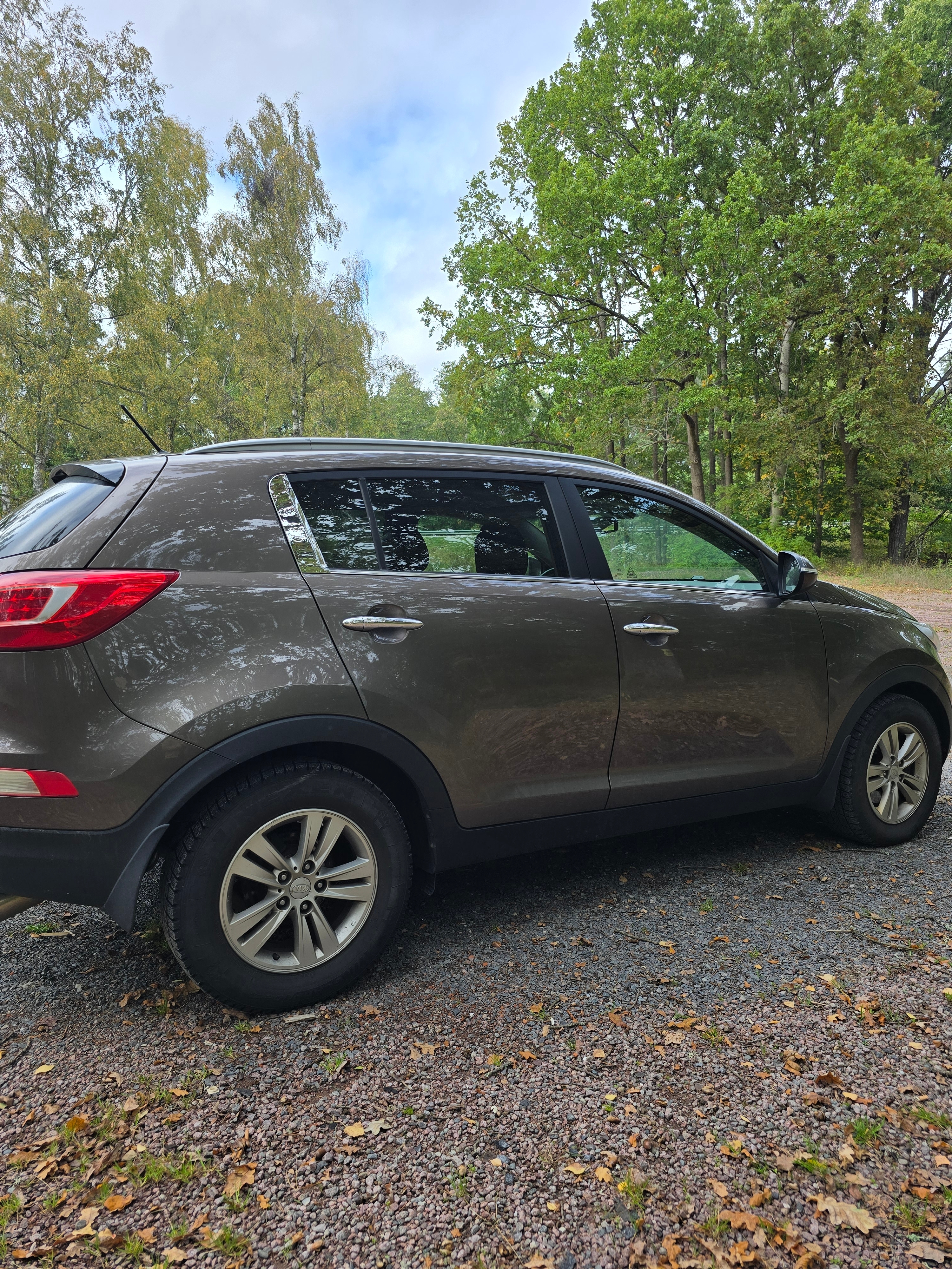 Kia Sportage 1.7 CRDi Manuell 2012, bild 4/10