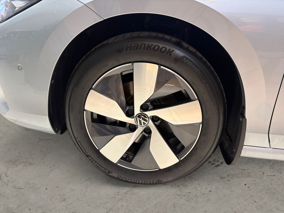 Volkswagen Passat 2025, bild 6/10