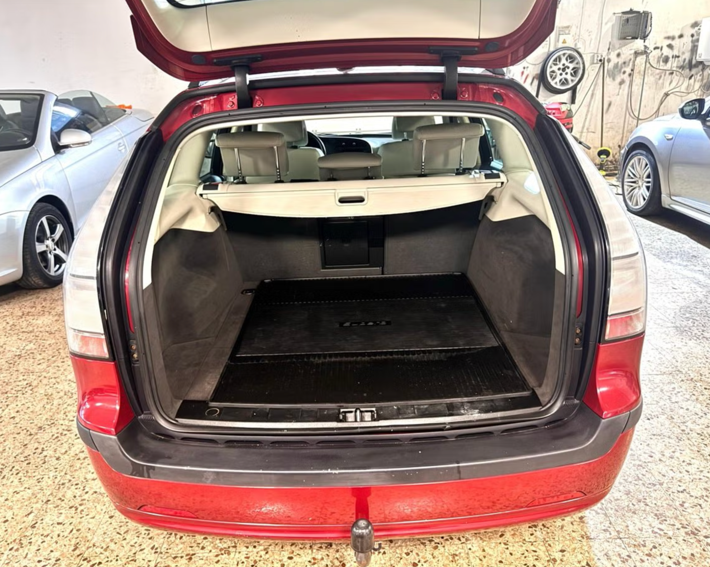 Saab 9-3 SportCombi 1.8 Manuell 2007, bild 6/9