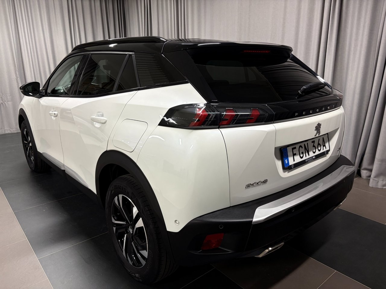 Peugeot 2008 GT PT 130 AUT 2023, kuva 3/10