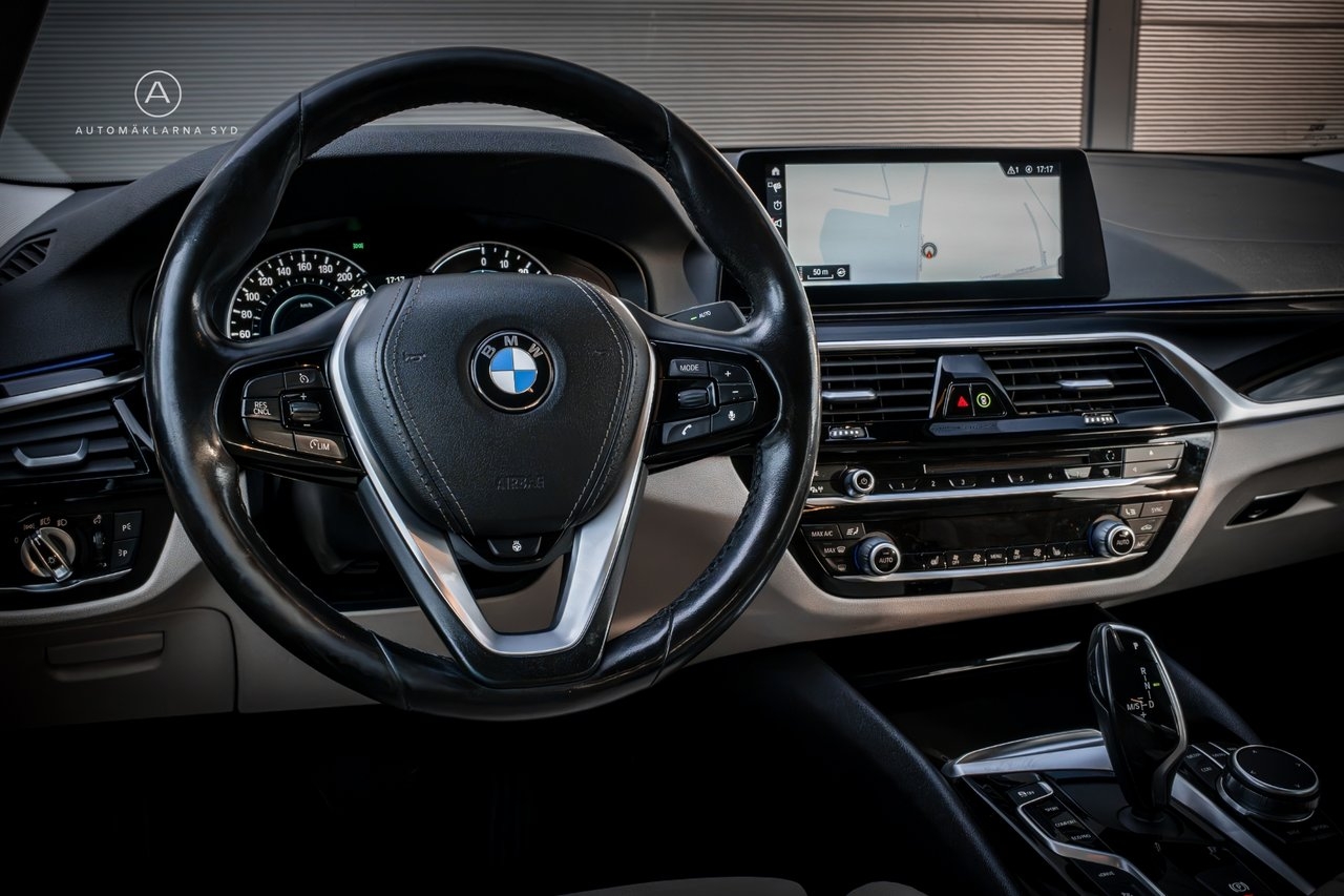 BMW 530 2019, photo 7/10