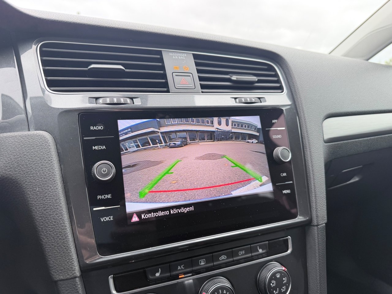 Volkswagen Golf 2018, kuva 7/7