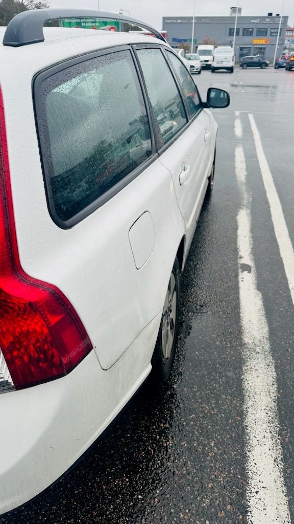 Volvo V50 1.6 D Manuell 2010, kuva 2/7