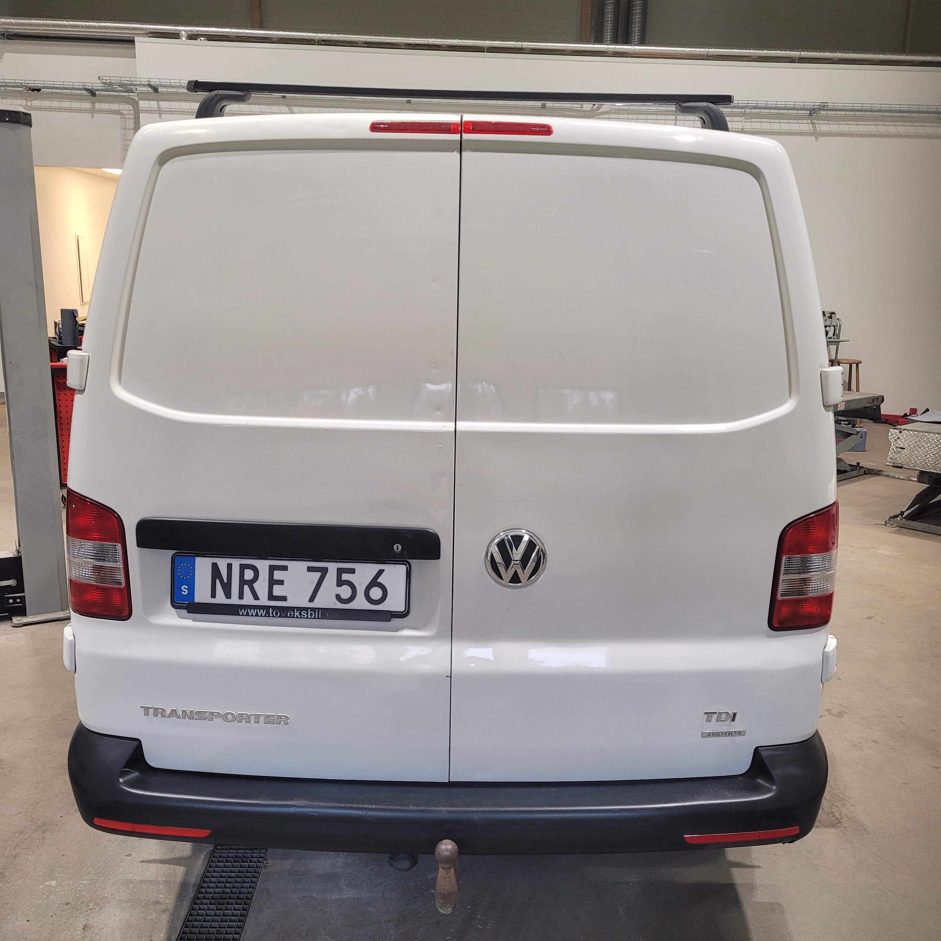 Volkswagen Transporter 2015, kuva 3/8