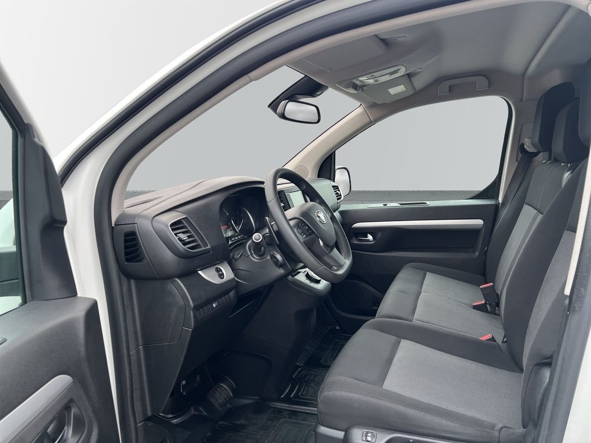 Toyota Proace Verso 2021, photo 6/10