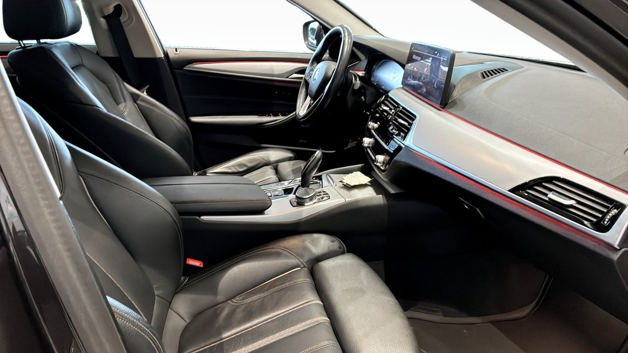 BMW 530 e xDrive Sedan Drag,rattvärme 2023, photo 3/9