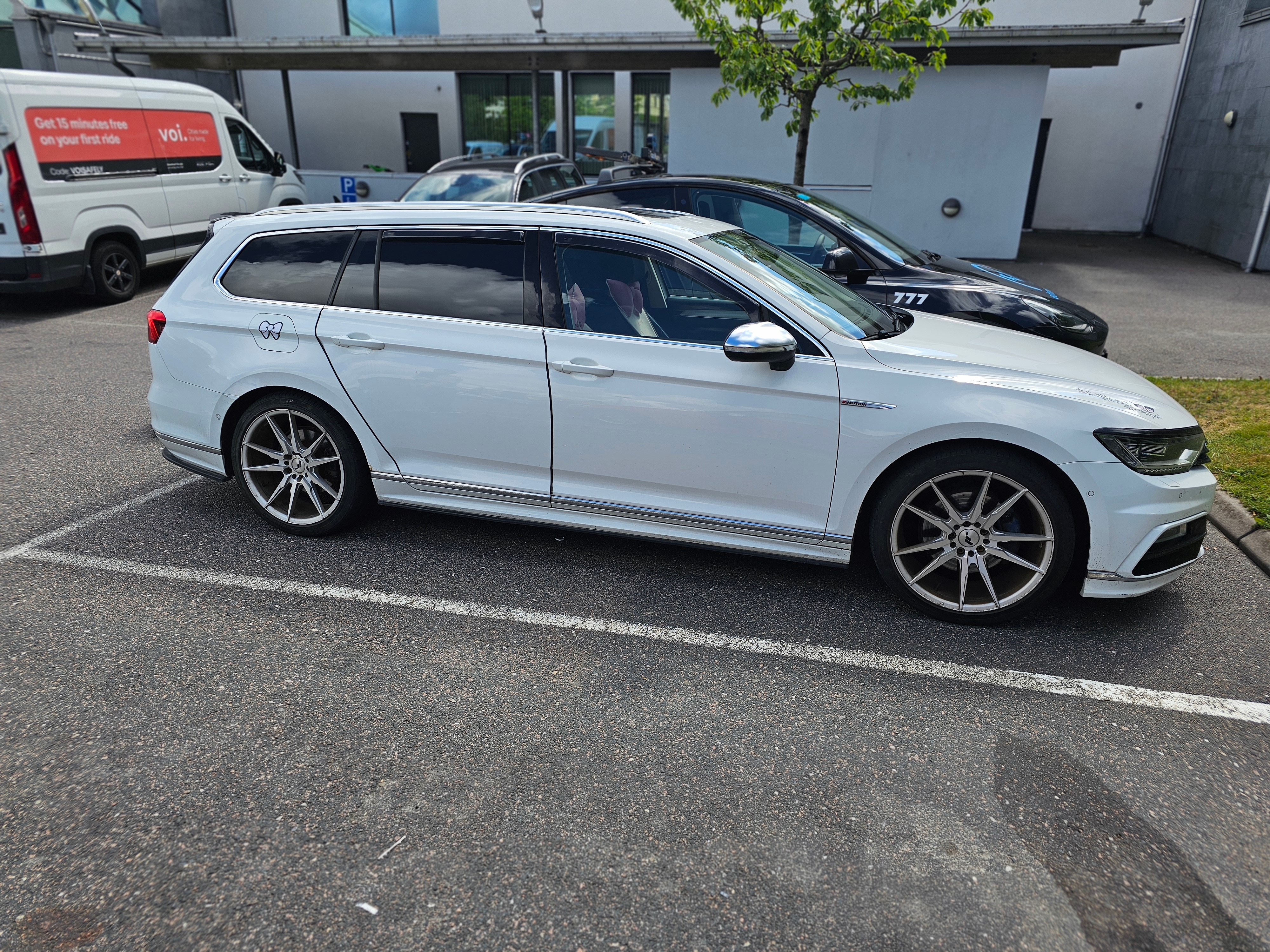 Volkswagen Passat 2017, photo 6/10